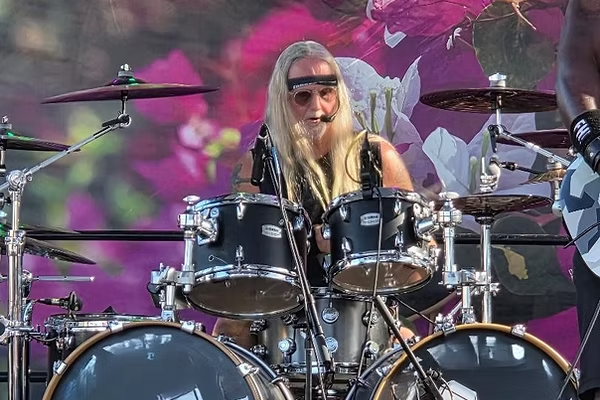 rock-ready-band_drummer-2